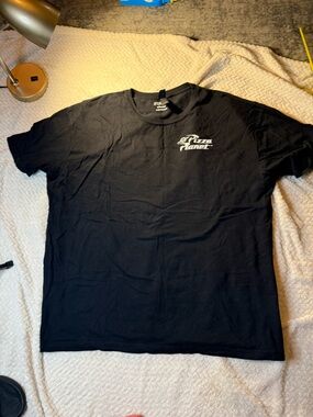 🍕Pixar 👽 “Pizza Planet” 🍕Black T-Shirt NWOT MENS SZ XL